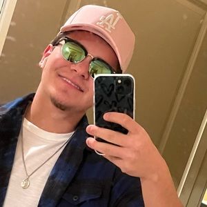 Meet your Posher, Maximus